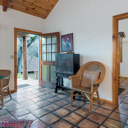 Homestead Cottages Авани Экстерьер фото