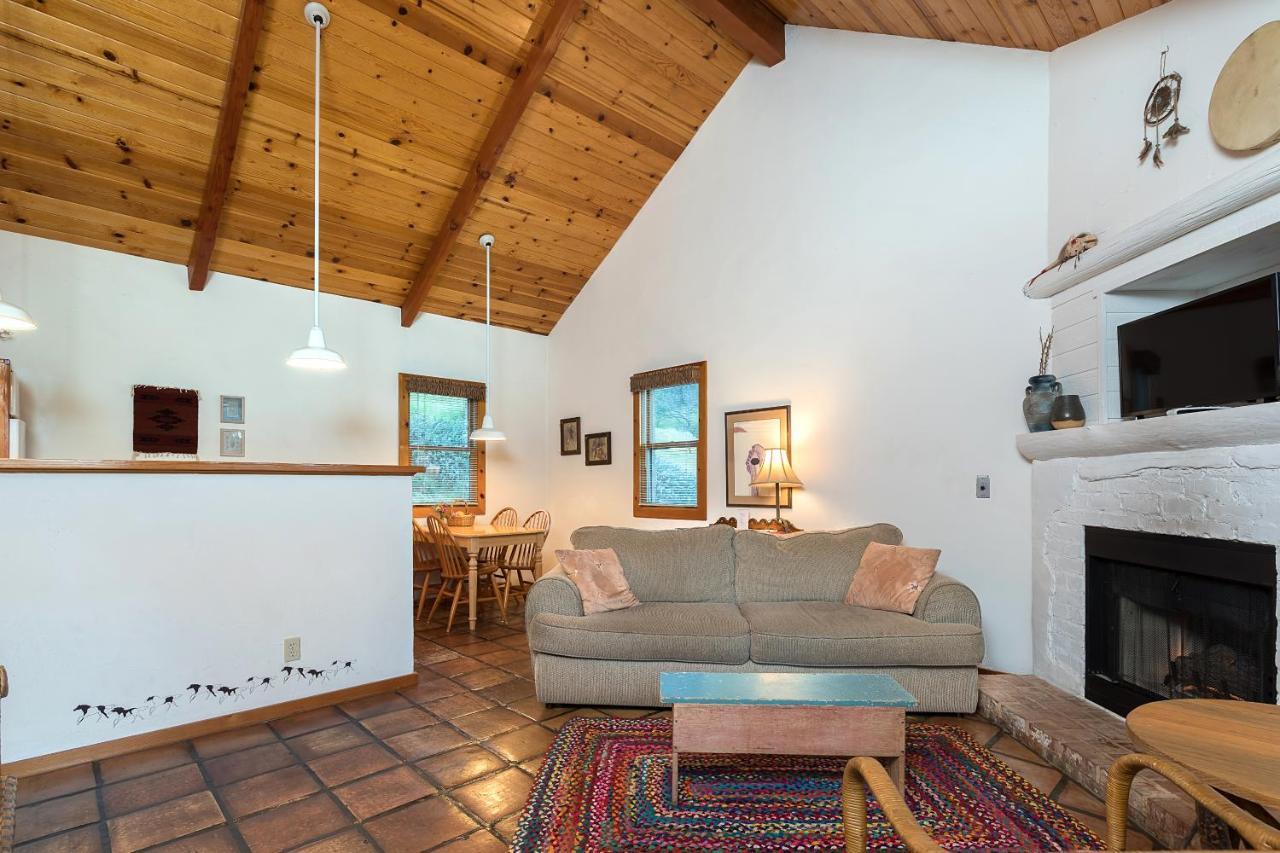 Homestead Cottages Авани Экстерьер фото