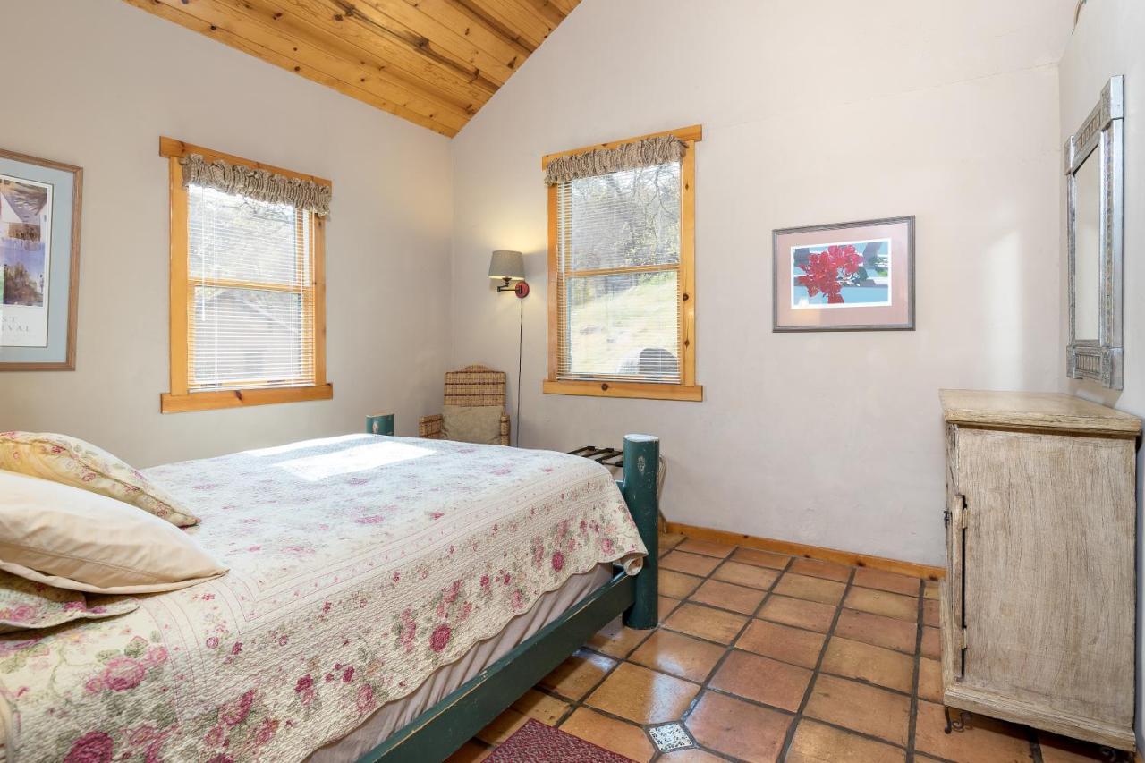 Homestead Cottages Авани Экстерьер фото