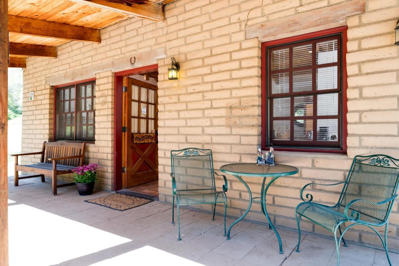 Homestead Cottages Авани Экстерьер фото